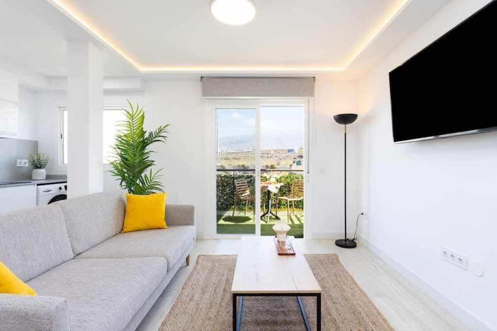 Sunnyland Apartment Arona Cho Eksteriør billede
