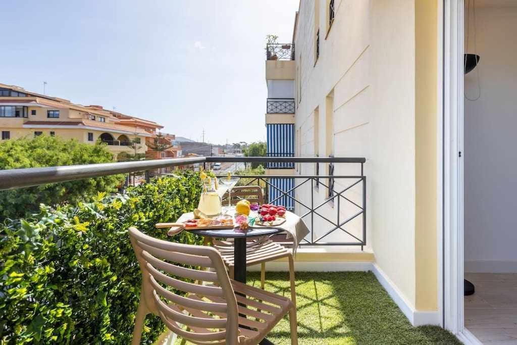 Sunnyland Apartment Arona Cho Eksteriør billede