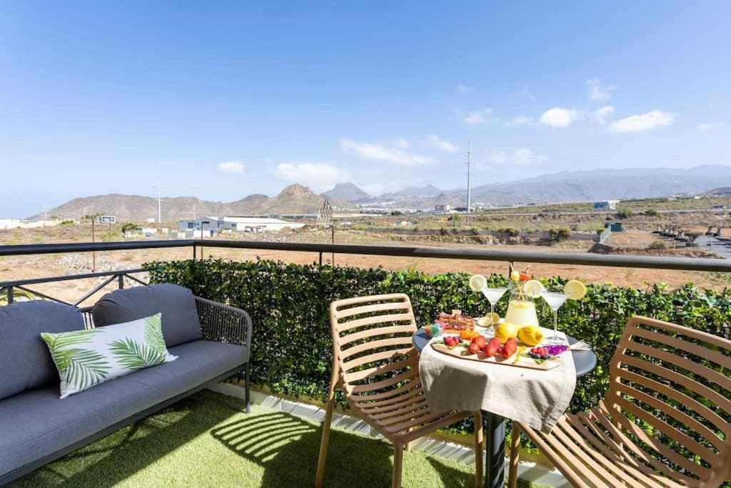 Sunnyland Apartment Arona Cho Eksteriør billede